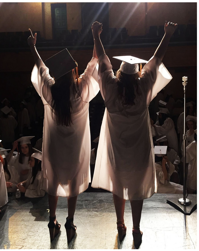 Последний звонок – как выбрать идеальный букет на выпускной